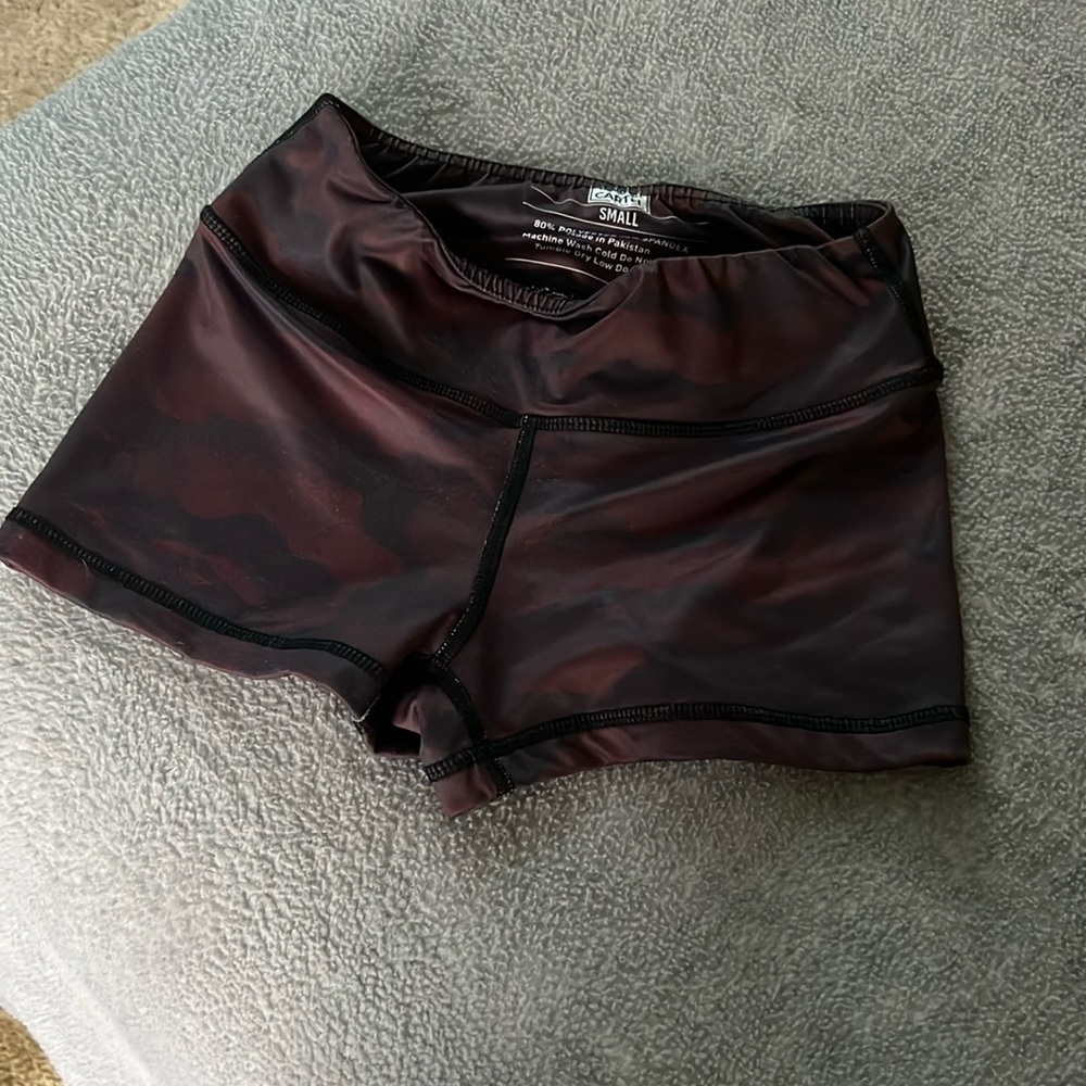 red camo barbell cartel shorts